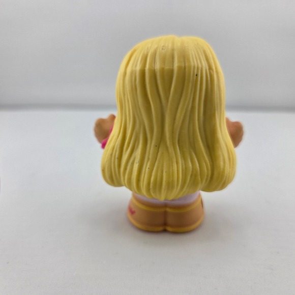 Fisher Price Little People Barbie Blonde Pink Shirt Checkered Skirt Figure 2022 - Picture 3 of 5